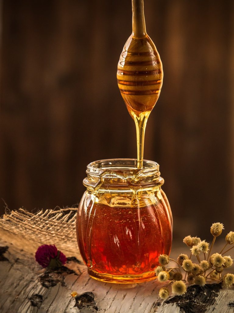 honey-yellow-beekeeper-1958464 honey, yellow, beekeeper-1958464.jpg